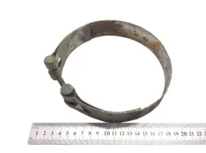 Curea rezervor de aer volvo 20399824/8150108