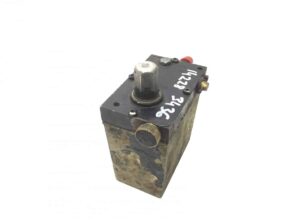 Pompa de rabatare cabină pentru volvo, coduri 1075296, 1095005 1 Pompa de rabatare cabină pentru volvo, coduri 1075296, 1095005