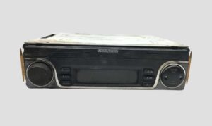 Radio auto vdo dayton tr5106x pentru volvo 1 Radio auto vdo dayton tr5106x pentru volvo