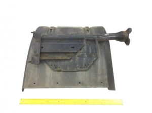Apărător de noroi dreapta pentru axa motrică față scania 2054584, 1927260, 1357599 1 Apărător de noroi dreapta pentru axa motrică față scania 2054584, 1927260, 1357599