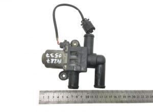 Supapă de apă pentru încălzitor de cabină man 8161967 / 6022 / 81619676022 / 8161967-0016 / 81619670016 / 81619670011 / 8161967-0011 1 Supapă de apă pentru încălzitor de cabină man 8161967 / 6022 / 81619676022 / 8161967-0016 / 81619670016 / 81619670011 / 8161967-0011