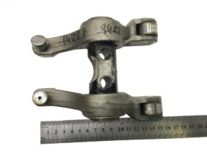 Set de culbutori cu tijă pentru man - coduri 51042006057, 51042006029, 51042006074, 51042016196, 51042016159, 510420127 1 Set de culbutori cu tijă pentru man – coduri 51042006057, 51042006029, 51042006074, 51042016196, 51042016159, 510420127