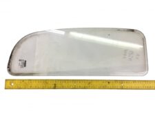Fereastră laterală stângă Scania 1446108 cu dimensiuni aproximative de 42 cm x 19 cm