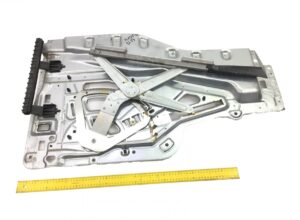 Mecanism regulator de geam dreapta man 8162645 1 Mecanism regulator de geam dreapta man 8162645