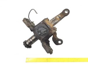 Fuzetă de direcție axa față stânga renault 7420556296 / 20556296 1 Fuzetă de direcție axa față stânga renault 7420556296 / 20556296