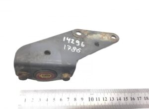 Suport metalic renault cod 14296-1786 1 Suport metalic renault cod 14296-1786