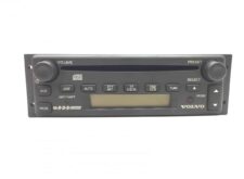 Radio casetofon Volvo VR300 cu RDS/EON și CD compatibilitate