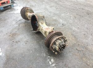 Traverse axă motor volvo - coduri 20860975, 20874624 1 Traverse axă motor volvo – coduri 20860975, 20874624