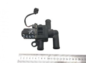 Supapă de apă pentru încălzitor de cabină volvo 5001844056 / 5001875446 1 Supapă de apă pentru încălzitor de cabină volvo 5001844056 / 5001875446