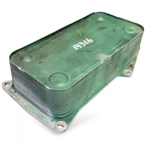 Răcitor de ulei de motor volvo 14316 1 Răcitor de ulei de motor volvo 14316