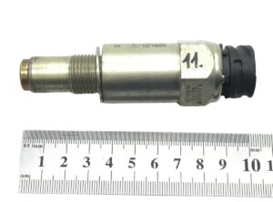 Senzor de viteză tahograf generic 20520370 215920102501 215920102501 cu filet metalic și conector de plastic 1 Senzor de viteză tahograf generic 20520370 215920102501 215920102501 cu filet metalic și conector de plastic