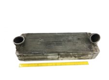 Intercooler VDL 356176 (Dimensiuni: Lungime ~40 cm, Lățime ~15 cm)