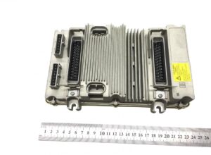 Unitate de control electronic pentru vehicule vdl 020046 1163200-13 1 Unitate de control electronic pentru vehicule vdl 020046 1163200-13