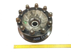 Butuc roată frână cu disc axa față stânga pentru renault – coduri: 7421993643, 7421983587, 7421946101, 7420515093, 20515093, 21983587, 21993643, 21946101