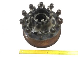 Butuc roată cu disc de frână pentru axa motrice stânga renault 7422105680 7422036892 7422018420 7420515093 1 Butuc roată cu disc de frână pentru axa motrice stânga renault 7422105680 7422036892 7422018420 7420515093