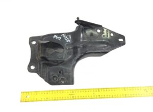 Suport pentru arc pneumatic cabina față stânga renault (cod: 7482539288 / 82539288) 1 Suport pentru arc pneumatic cabina față stânga renault (cod: 7482539288 / 82539288)