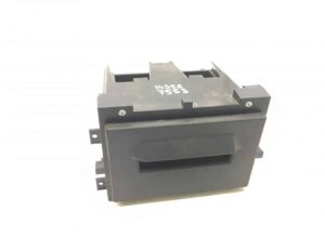 Compartiment de depozitare bord renault 14352 7553 1 Compartiment de depozitare bord renault 14352 7553