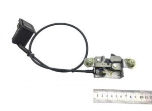 Încuietoare capac compartiment de depozitare cabină stânga renault 7484538603/7482269464/7484538595/7484538516 1 Încuietoare capac compartiment de depozitare cabină stânga renault 7484538603/7482269464/7484538595/7484538516