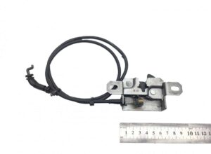 Încuietoare capac compartiment depozitare cabină dreapta renault 7484538600 7482269464 7484538591 1 Încuietoare capac compartiment depozitare cabină dreapta renault 7484538600 7482269464 7484538591