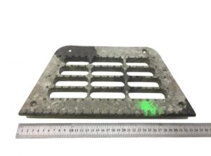 Placă de trepte pentru unitatea de îmbarcare superioară dreapta jos daf 0673143/9673143 1 Placă de trepte pentru unitatea de îmbarcare superioară dreapta jos daf 0673143/9673143