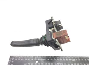 Comutator retarder scania - coduri 1349967, 1350317, 1348070 1 Comutator retarder scania – coduri 1349967, 1350317, 1348070