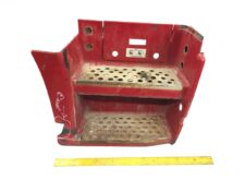 Trepte laterale dreapta Mercedes Actros roșii (coduri 9436664301, 9436660501, A9436664301, A9436660501, 9416663828, A9416663828, 9416663528, A9416663528)