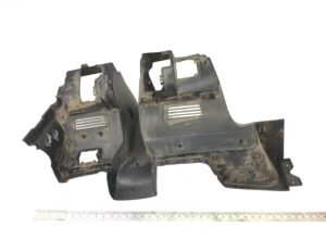 Capac din plastic pentru panoul de bord, partea șofer, man (coduri: 81614700039, 81614706017) 1 Capac din plastic pentru panoul de bord, partea șofer, man (coduri: 81614700039, 81614706017)
