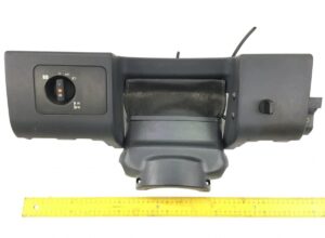 Capac din plastic pentru tablou de bord mercedes 9576800006 a9576800006 a9734620143 9734620143 0005456704 a0005456704
