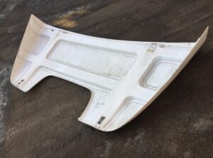 Spoiler pentru acoperișul cabinei mercedes a9607902244 9607902244 – alb