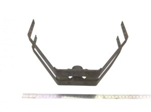 Suport pentru arc pneumatic de ridicare deflector axa inferioară, ax secundar mercedes a9603280226 / a9603280035 1 Suport pentru arc pneumatic de ridicare deflector axa inferioară, ax secundar mercedes a9603280226 / a9603280035
