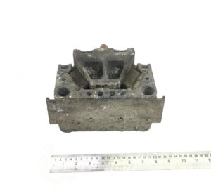 Izolator de vibrații motor față dreapta mercedes a9602417713 / a9602417213 1 Izolator de vibrații motor față dreapta mercedes a9602417713 / a9602417213
