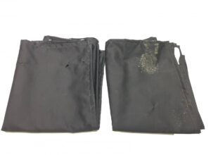 Set de perdele mercedes model negru - defecte vizibile 1 Set de perdele mercedes model negru – defecte vizibile