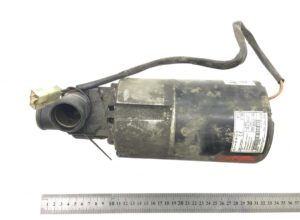 Pompa de circulație lichid de răcire volvo 592063-11 (uzată)