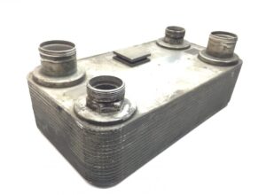 Răcitor de ulei pentru cutie de viteze volvo, cod 20702273, 70305888 1 Răcitor de ulei pentru cutie de viteze volvo, cod 20702273, 70305888