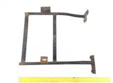 Suport Metalic pentru Cutia Bateriei DAF 1693618