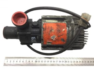 Pompa de circulație lichid de răcire scania – coduri: 70347596, 70347552, 21083159, 22342975