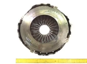 Placă de presiune ambreiaj mercedes – coduri: a0242507103, a0232502901, a0232503001, a0242507003, a0252503601, a0252506001, a0272504101, a0272509901, a0252506101, a0272504201, a0272505201