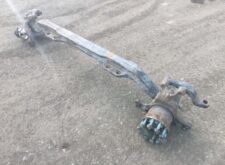 Traversa Axa Față Mercedes - Coduri Piese: 9603311701, 9603312601, 9603321101, 9603320202, A9603311701, A9603312601, A9603321101, A9603320202