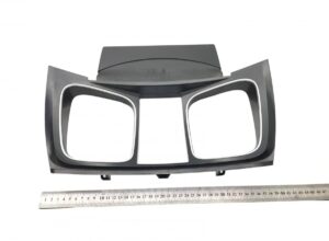 Capac cadru pentru ceas de bord mercedes a9606806407 1 Capac cadru pentru ceas de bord mercedes a9606806407