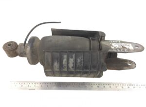 Arc pneumatic pentru cabină dreapta spate, mercedes, coduri oem: a9603109555, a9603106155 1 Arc pneumatic pentru cabină dreapta spate, mercedes, coduri oem: a9603109555, a9603106155
