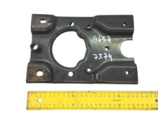 Suport Far Stânga Volvo 3175888 - Piesă Metalică Rectangulară