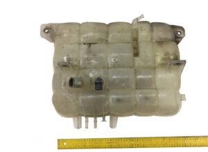 Rezervor de expansiune pentru volvo, coduri: 21883433, 22430043, 22821826, 21360161 1 Rezervor de expansiune pentru volvo, coduri: 21883433, 22430043, 22821826, 21360161