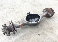 Traversă axă motor DAF (coduri: 1794853, 2019802, 1812582)