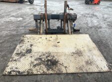 Platformă de încărcare Mercedes ZHD1500-155MA