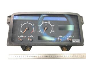 Ceas de bord scania, vitezometru și tahometru, limită 100 km/h 1 Ceas de bord scania, vitezometru și tahometru, limită 100 km/h