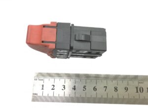 Comutator izolare baterie mercedes a0125455007 0125455007 – dimensiuni 10cm