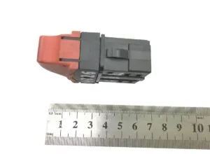 Comutator izolare baterie mercedes a0125455007 0125455007 – dimensiuni 10cm
