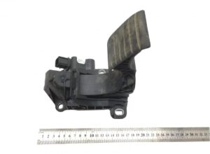 Pedală de accelerație cu senzor de poziție pentru volvo, cod 84412478-11 1 Pedală de accelerație cu senzor de poziție pentru volvo, cod 84412478-11