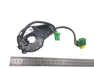 Arc ceas volan volvo 21225667 - 16 1 Arc ceas volan volvo 21225667 – 16