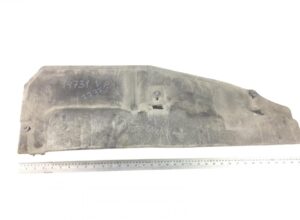 Scut motor inferior stânga volvo 14731 vp 7737